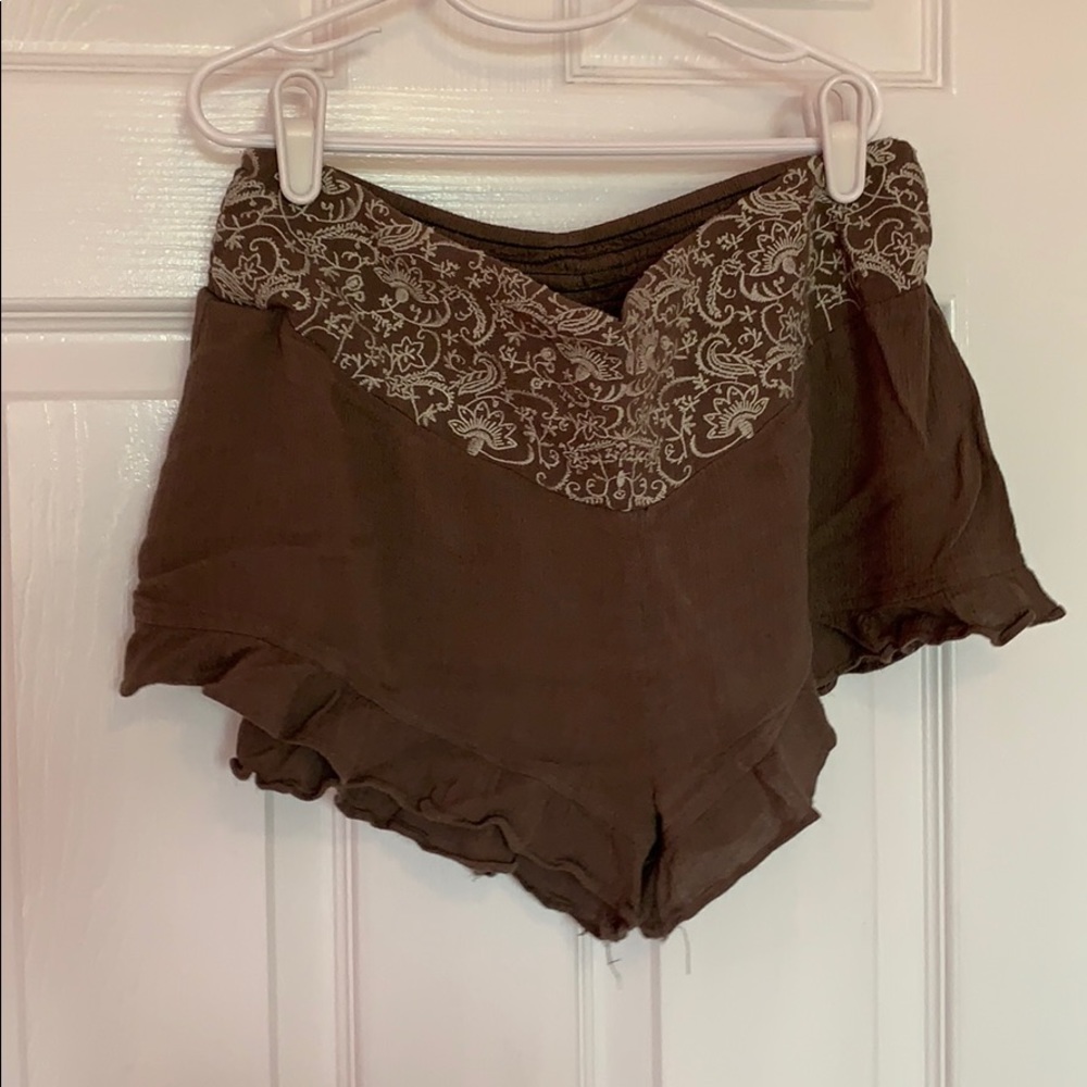 olive green flowy shorts